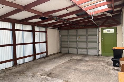 Photo of property in 9 Graham Place, West End, Palmerston North, 4410