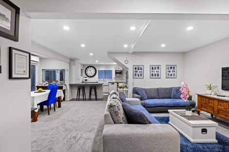 Photo of property in 28 Donald Street, Stanmore Bay, Whangaparaoa, 0932