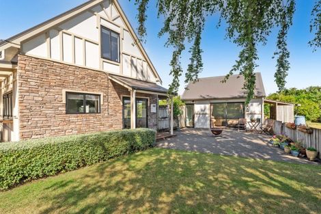 Photo of property in 96b Kent Street, Carterton, 5713