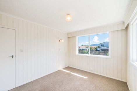 Photo of property in 12a Callender Terrace, Paraparaumu Beach, Paraparaumu, 5032
