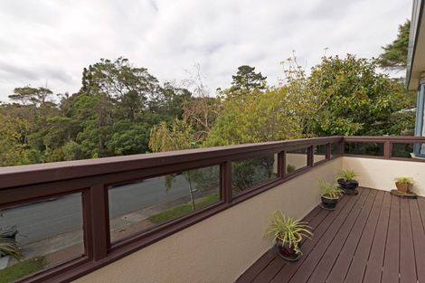 Photo of property in 27 Milan Drive, Glen Eden, Auckland, 0602