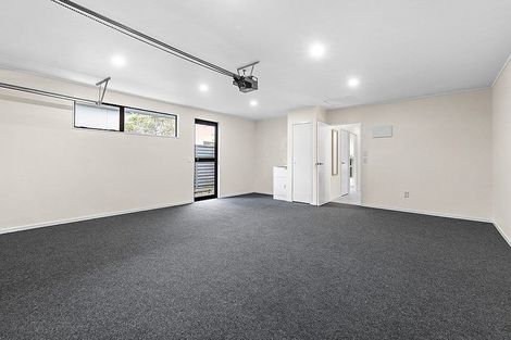 Photo of property in 206 Glengarry Road, Glen Eden, Auckland, 0602