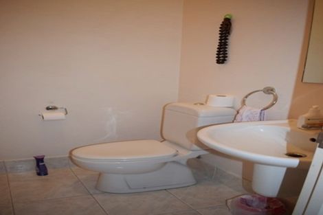 Photo of property in Marina Park Apartments, 20/146 Fanshawe Street, Auckland Central, Auckland, 1010