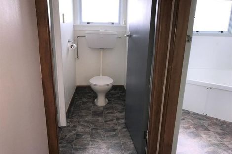 Photo of property in 66 Tarahua Road, Welbourn, New Plymouth, 4310