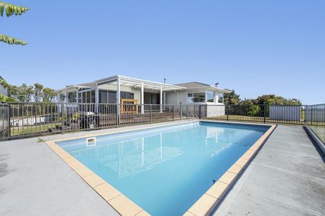 Photo of property in 255 Kaihihi Road, Okato, 4381