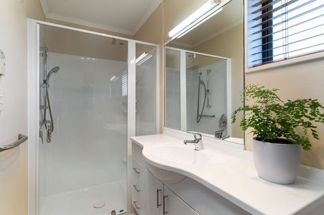 Photo of property in 30 Cody Crescent, Lansdowne, Masterton, 5810