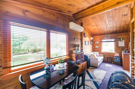 Photo of property in 2 Dalrymple Place, Marton, 4710