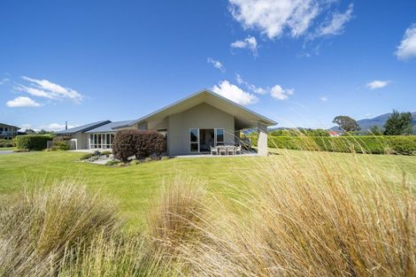 Photo of property in 56 Hawea Place, Te Anau, 9600