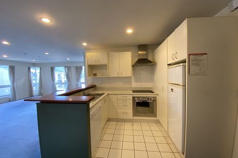 Photo of property in Terrace Heights Apartments, 9b/163 The Terrace, Wellington Central, Wellington, 6011