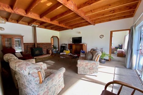 Photo of property in 563 Mangaone Road, Halcombe, Feilding, 4779