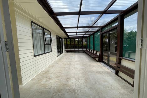 Photo of property in 202 Royal Road, Massey, Auckland, 0614