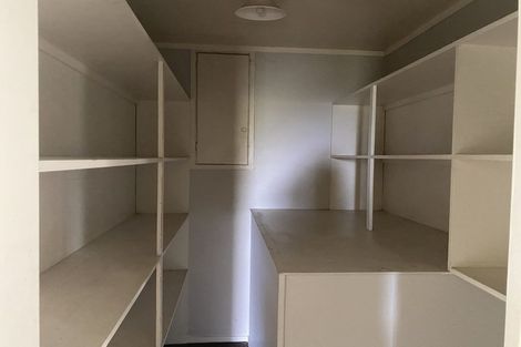 Photo of property in 121 Chamberlain Road, Massey, Auckland, 0614