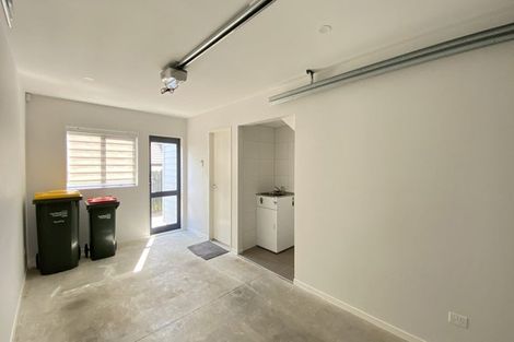 Photo of property in 28 Rakich Place, Henderson, Auckland, 0612
