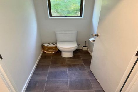 Photo of property in 68 Bruce Mclaren Road, Henderson, Auckland, 0612