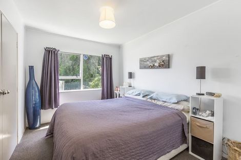 Photo of property in 27 Springtime Crescent, Stanmore Bay, Whangaparaoa, 0932