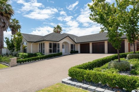 Photo of property in 2 Brailsford Court, Dannemora, Auckland, 2016