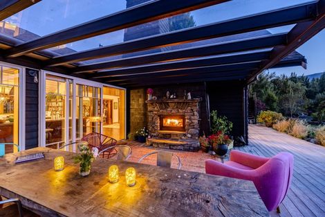 Photo of property in 270 Beacon Point Road, Wanaka, 9305