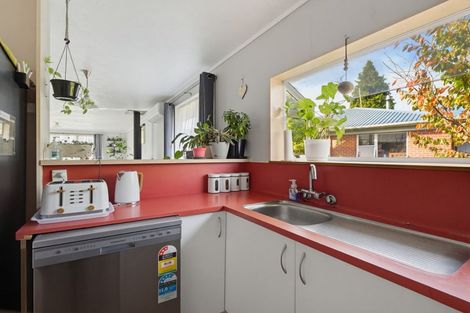 Photo of property in 4 Pukeko Street, Hillcrest, Rotorua, 3015