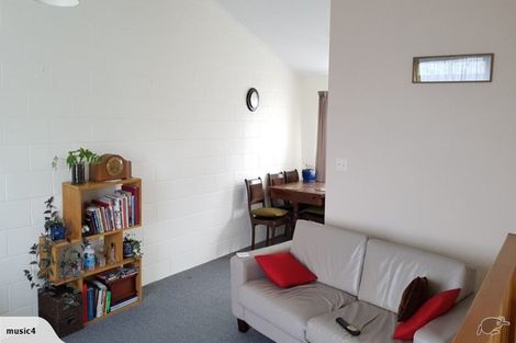 Photo of property in 2/50 Buckley Road, Southgate, Wellington, 6023