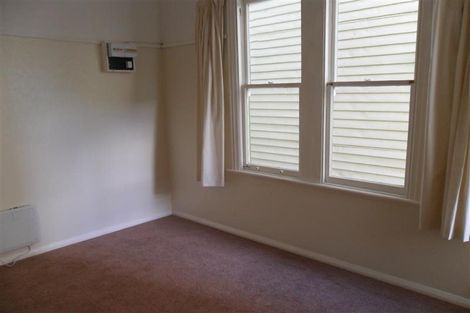 Photo of property in 17b Roy Street, Tawa, Wellington, 5028