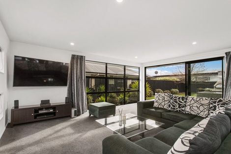 Photo of property in 21 Oaks Drive, Lincoln, 7608