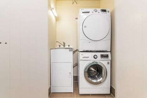 Photo of property in 38 Rewa Rewa Lane, Orewa, 0931