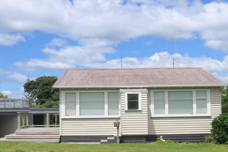Photo of property in 17 Hinemoa Road, Waihi Beach, 3611