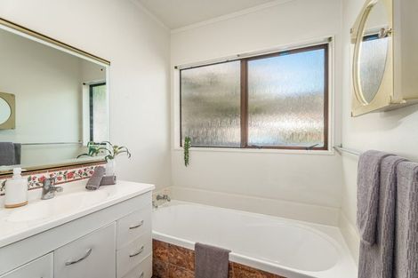 Photo of property in 68a Horoeka Street, Stokes Valley, Lower Hutt, 5019