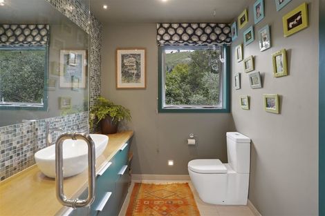 Photo of property in 42 Whitfield Street, Sumner, Christchurch, 8081