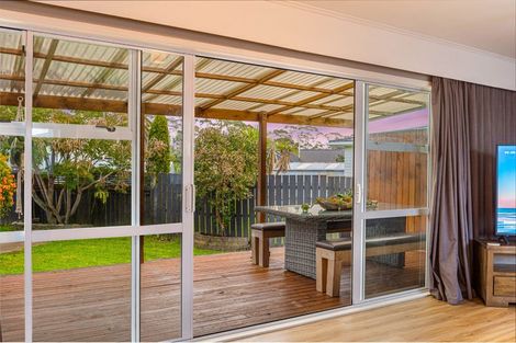 Photo of property in 53b Springs Road, Parakai, 0830