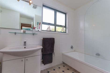 Photo of property in 8a Mahoe Street, Inglewood, 4330