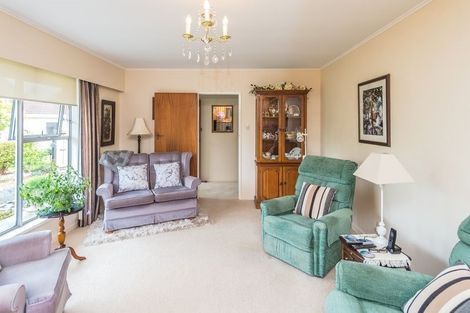 Photo of property in 15 Oaklea Avenue, Marton, 4710