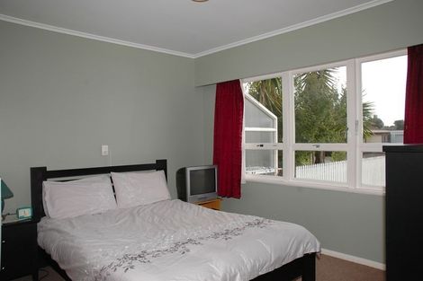 Photo of property in 2 Williams Avenue, Pakuranga, Auckland, 2010