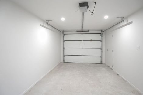 Photo of property in 40d Innismara Avenue, Wattle Downs, Auckland, 2103