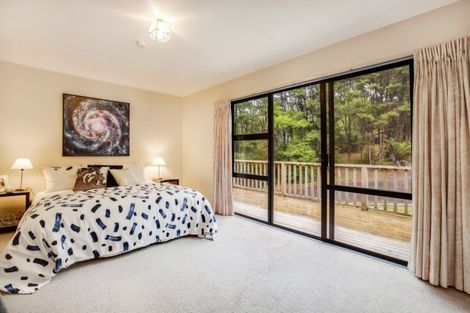 Photo of property in 18 Konini Road, Titirangi, Auckland, 0604