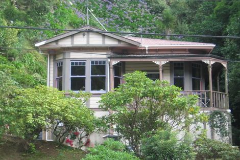 Photo of property in 120 Glenmore Street, Northland, Wellington, 6012