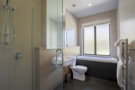 Photo of property in 2 Buckler Court, Jacks Point, Queenstown, 9371