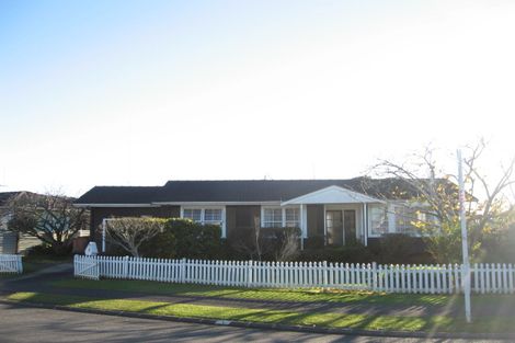 Photo of property in 56 Winsford Street, Manurewa, Auckland, 2102