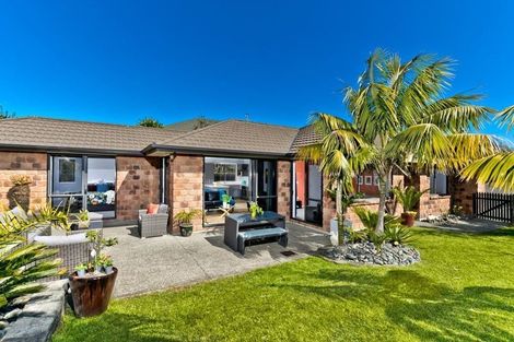 Photo of property in 7 Lemon Grove Lane, Greenhithe, Auckland, 0632