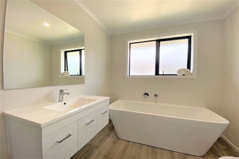 Photo of property in 328 Warburton Crescent, Te Awamutu, 3800