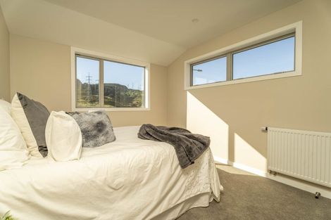 Photo of property in 165 Amesbury Drive, Churton Park, Wellington, 6037