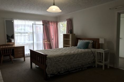 Photo of property in 1/271 Memorial Avenue, Burnside, Christchurch, 8053