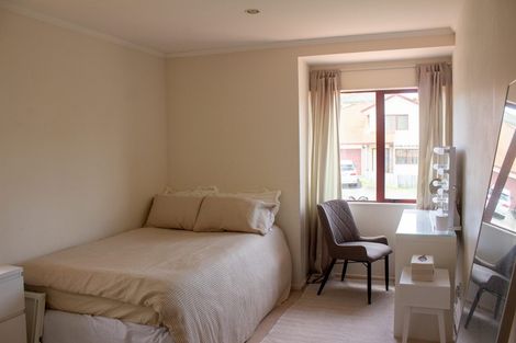 Photo of property in 6/30 Roanoke Way, Albany, Auckland, 0632