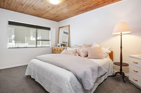 Photo of property in 3 Sale Street, Cockle Bay, Auckland, 2014