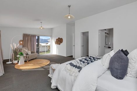 Photo of property in 152d One Tree Point Road, One Tree Point, 0118