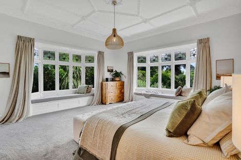 Photo of property in 18 Ridge Lane, New Plymouth, 4310