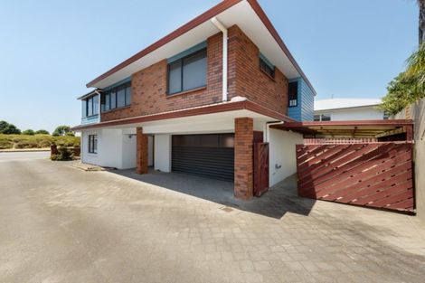 Photo of property in 133a Marine Parade, Mount Maunganui, 3116