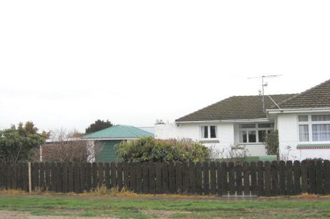 Photo of property in 86 Ferry Road, Edendale, 9825