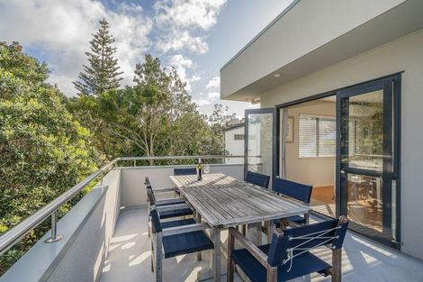 Photo of property in 24 Mccall Avenue, Pauanui, Hikuai, 3579