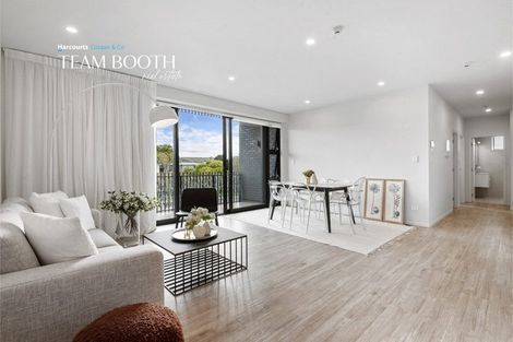 Photo of property in 102/165 Lake Road, Northcote, Auckland, 0627